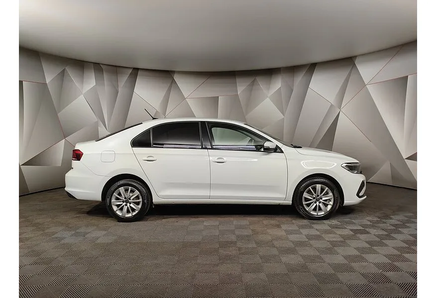 Volkswagen Polo 1.6 MPI AT (110 л.с.) Status + Зимний + Комфорт Белый в АВИЛОН. Слайд №6