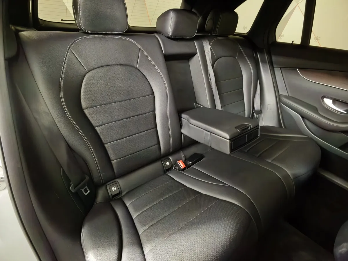 Mercedes-Benz GLC 220 d 9G-TRONIC 4MATIC (194 л.с.) Premium (Локальная сборка) Серебристый в АВИЛОН. Слайд №17