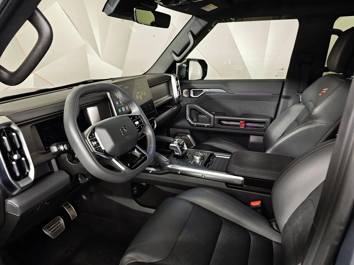 JETOUR T2 2.0T 8AT AWD (245 л.с.) Премиум Серый в АВИЛОН. Слайд №19