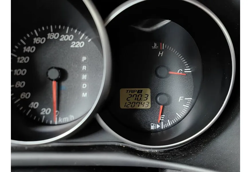 Mazda 3 1.6 AT (105 л.с.) Красный в АВИЛОН. Слайд №14 Mazda 3 1.6 AT (105 л.с.) Красный в АВИЛОН. Слайд №14