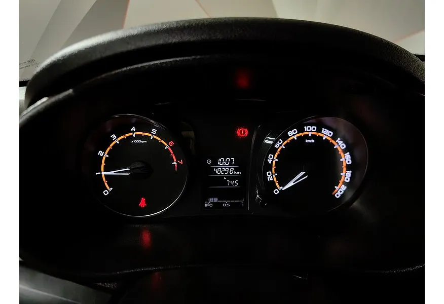 ВАЗ (Lada) Granta 1.6 MT (90 л.с.) Comfort Черный в АВИЛОН. Слайд №17