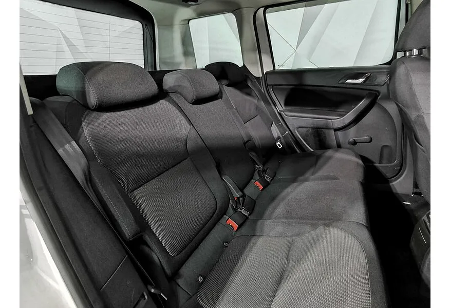 Skoda Yeti 1.2 TSI DSG (105 л.с.) Active Белый в АВИЛОН. Слайд №16