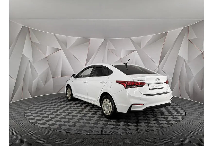 Hyundai Solaris 1.6 MT (123 л.с.) Family Белый в АВИЛОН. Слайд №4