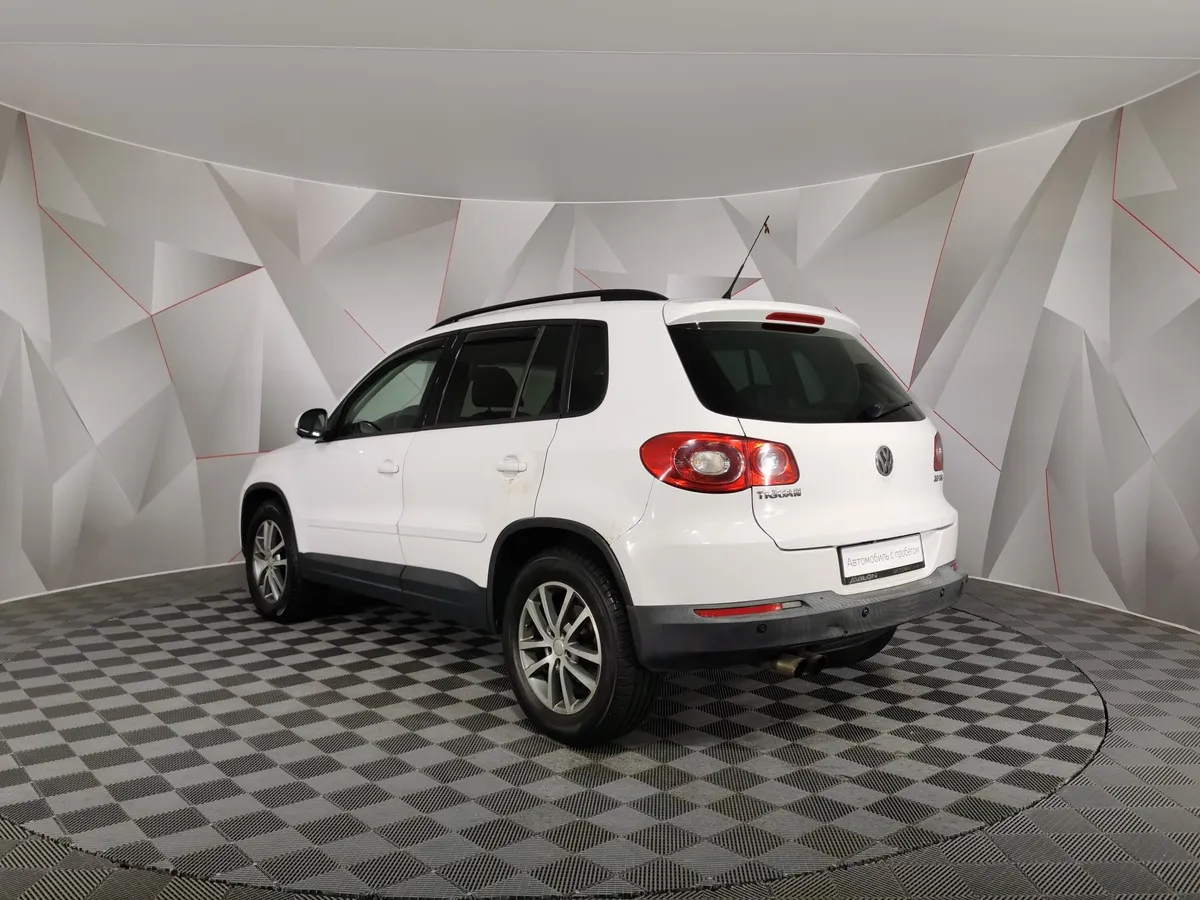 Volkswagen Tiguan 2.0 TSI 4Motion AT (170 л.с.) Sport & Style Белый в АВИЛОН. Слайд №4