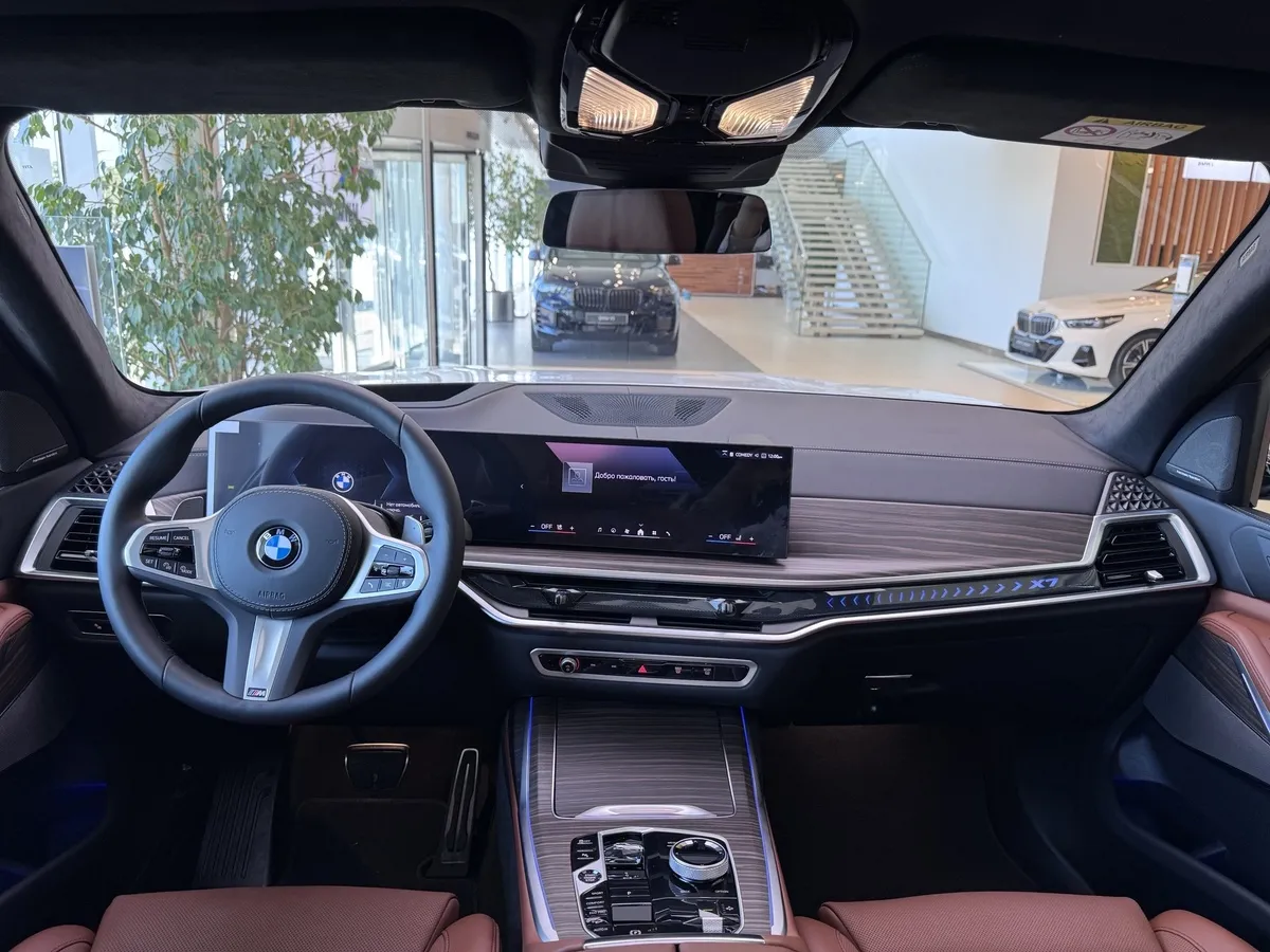 BMW X7 xDrive40i Steptronic (381 л.с.) Белый в АВИЛОН. Слайд №6