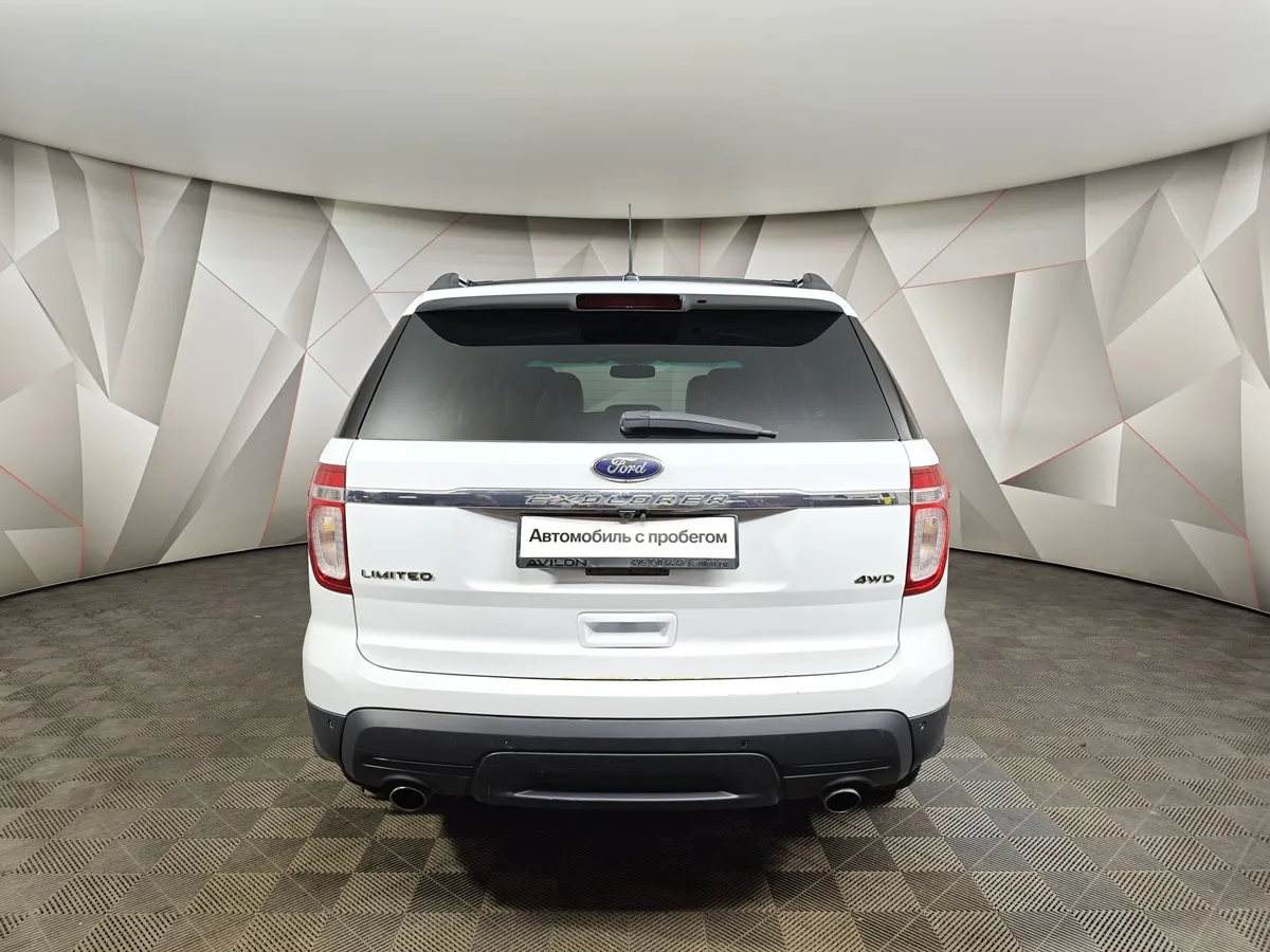 Ford Explorer 3.5 SelectShift 4WD (294 л.с.) Белый в АВИЛОН. Слайд №8