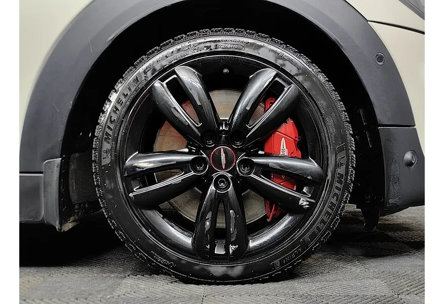 MINI 3 двери JCW 2.0 AT (231 л.с.) Белый в АВИЛОН. Слайд №7