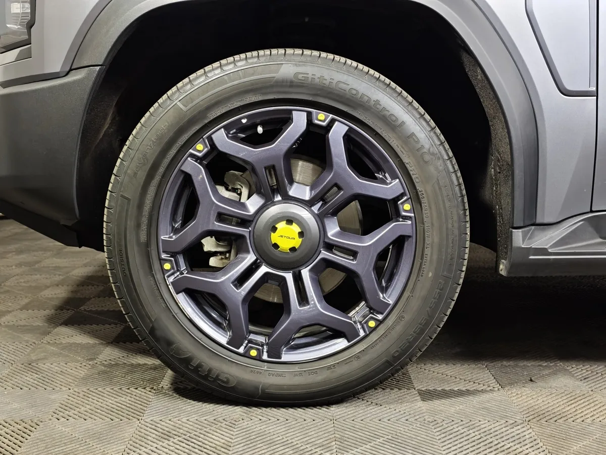 JETOUR T2 2.0T 8AT AWD (245 л.с.) Премиум Серый в АВИЛОН. Слайд №9