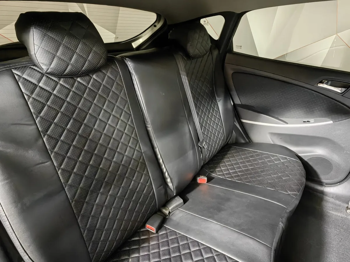 Hyundai Solaris 1.6 AT (123 л.с.) Active Серебристый в АВИЛОН. Слайд №17