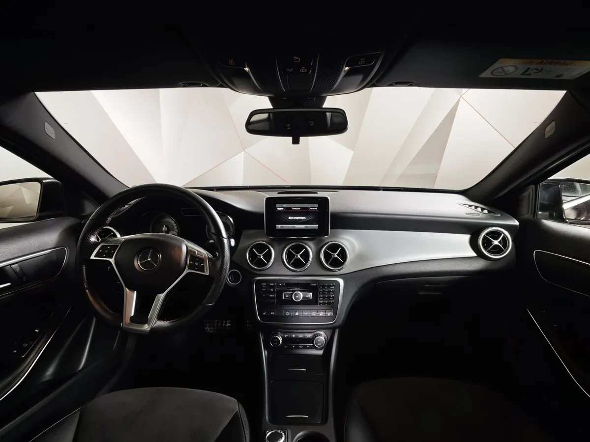 Mercedes-Benz GLA 250 7G-DCT 4MATIC (211 л.с.) Особая серия Фиолетовый в АВИЛОН. Слайд №14