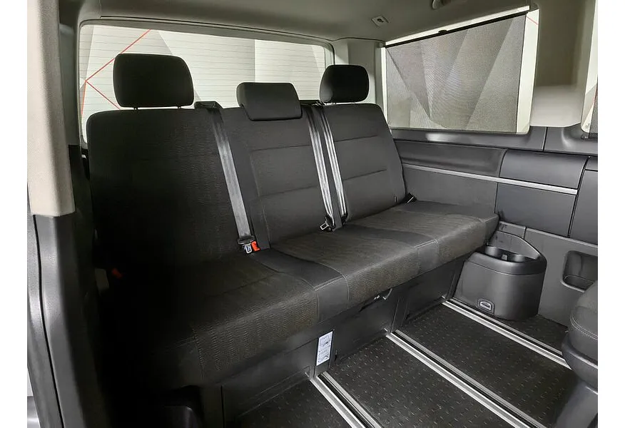 Volkswagen Multivan 2.0 TDI DSG (140 л.с.) Trendline Серебристый в АВИЛОН. Слайд №17