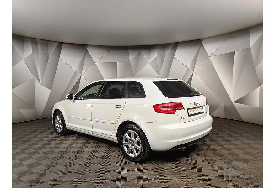 Audi A3 1.2 TFSI S-tronic (105 л.с.) Белый в АВИЛОН. Слайд №4