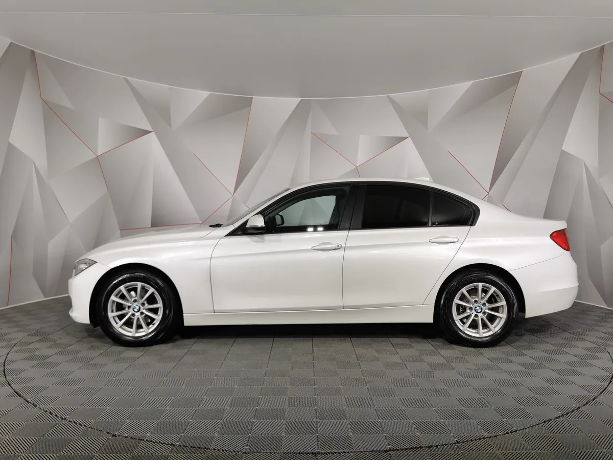 BMW 3 серия 320i AT (184 л.с.) Белый в АВИЛОН. Слайд №5