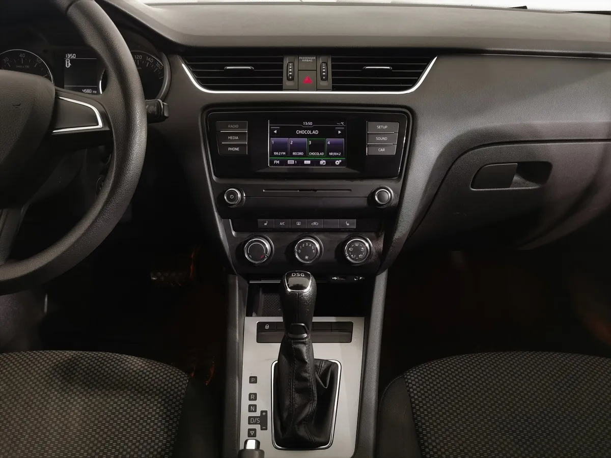 Skoda Octavia 1.4 TSI DSG (150 л.с.) Ambition Белый в АВИЛОН. Слайд №14