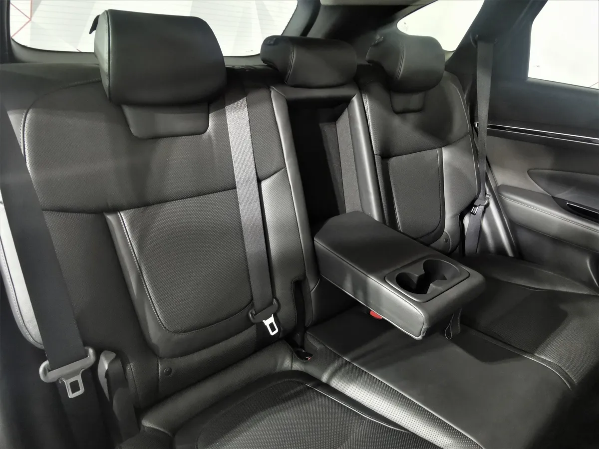 Hyundai Tucson G2.5 GDi Smartstream 8AT 4WD (190 л.с.) Prestige + Smart Sense Серый в АВИЛОН. Слайд №16