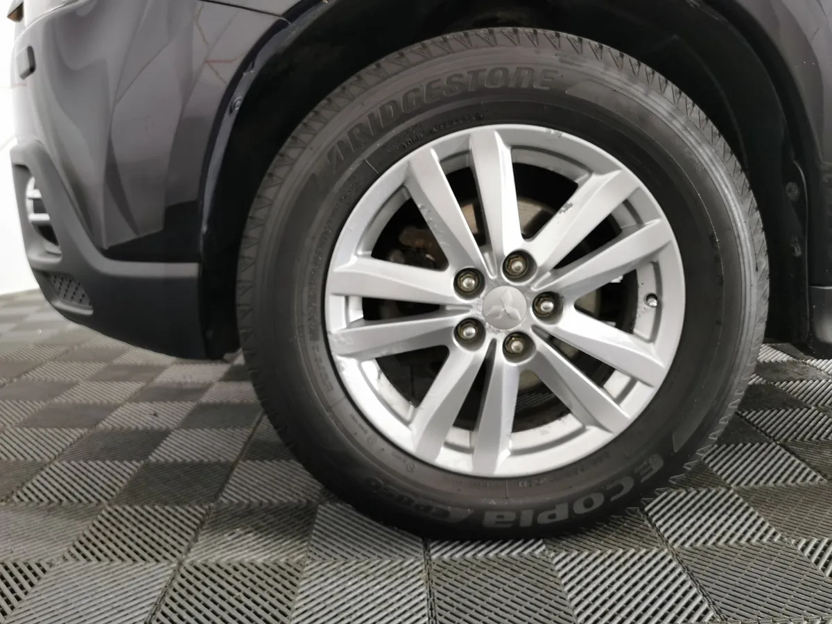 Mitsubishi ASX 2.0 CVT AWD (150 л.с.) Instyle S06 Черный в АВИЛОН. Слайд №9