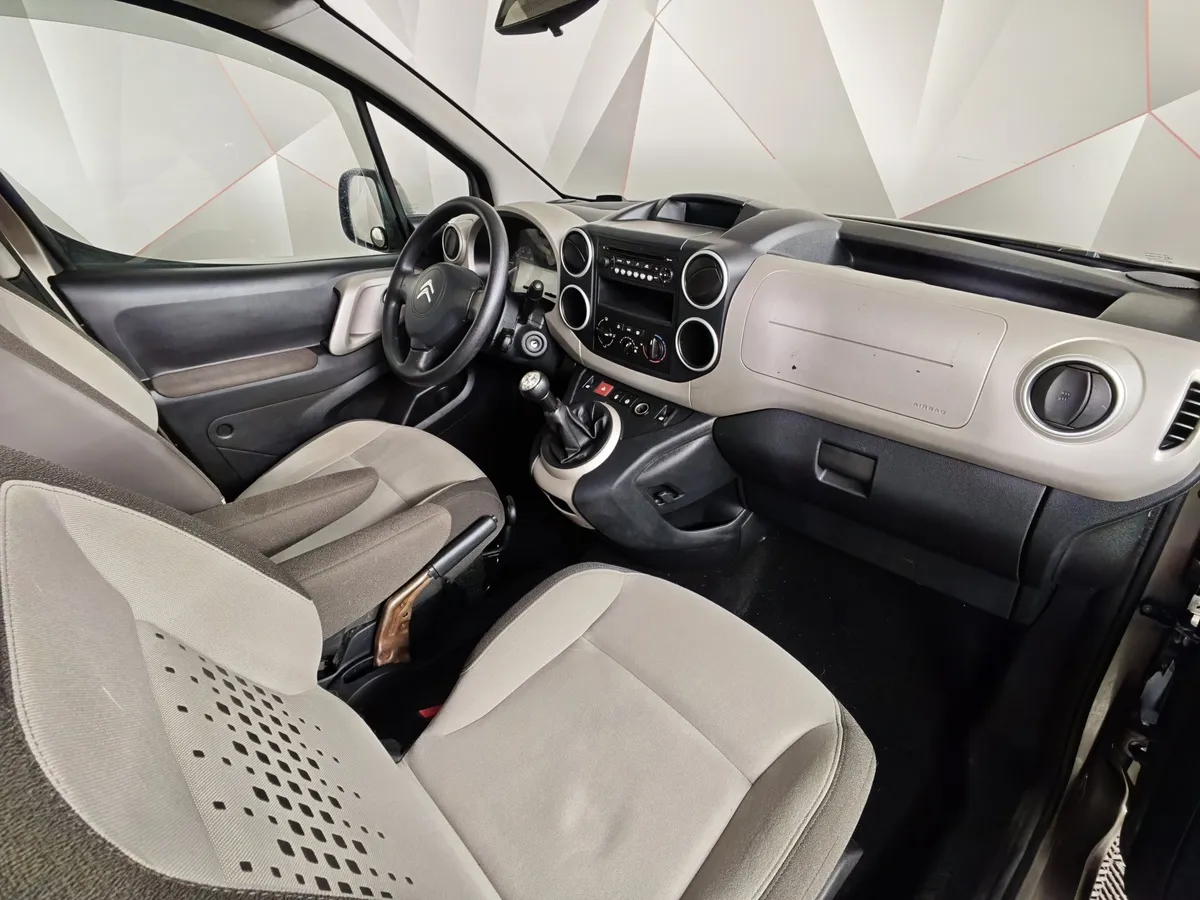 Citroen Berlingo 1.6 VTi MT (120 л.с.) Tendance Коричневый в АВИЛОН. Слайд №17