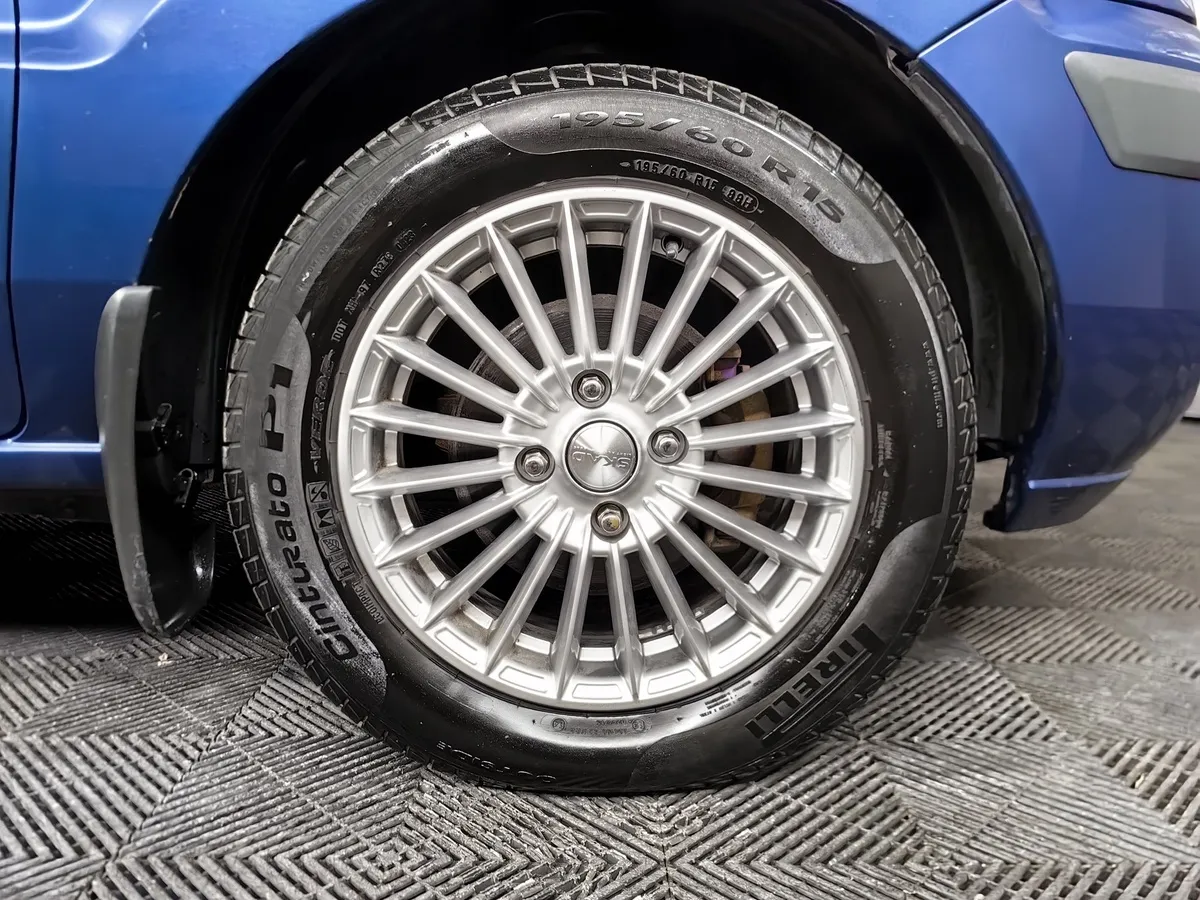 Ford Fusion 1.6 MT (100 л.с.) Trend Синий в АВИЛОН. Слайд №9