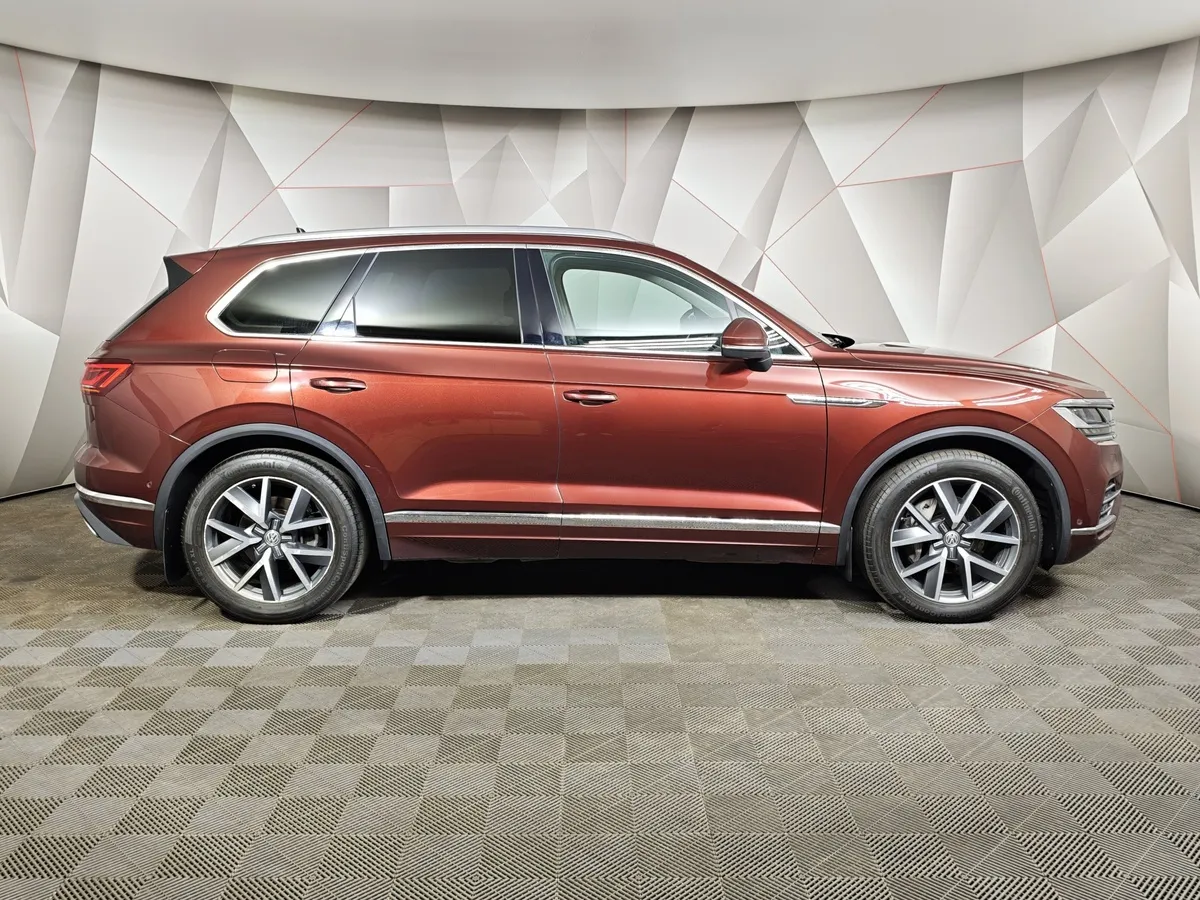 Volkswagen Touareg 3.0 V6 TDI Tiptronic 4Motion (249 л.с.) Respect Красный в АВИЛОН. Слайд №6