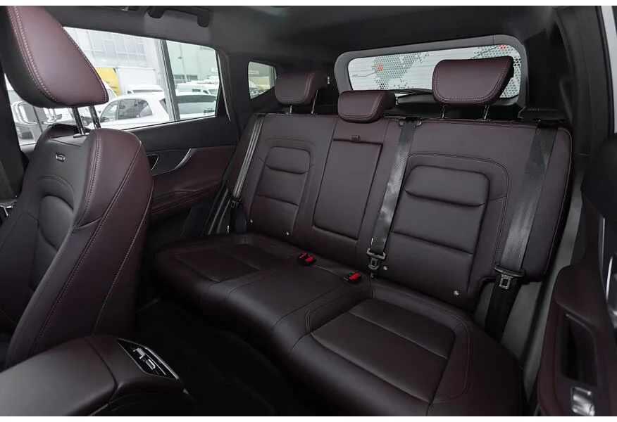 АВИЛОН - Chery Tiggo 7L 1.6T DCT 4WD (150 л.с.) Ultra Серебристый - slide 7