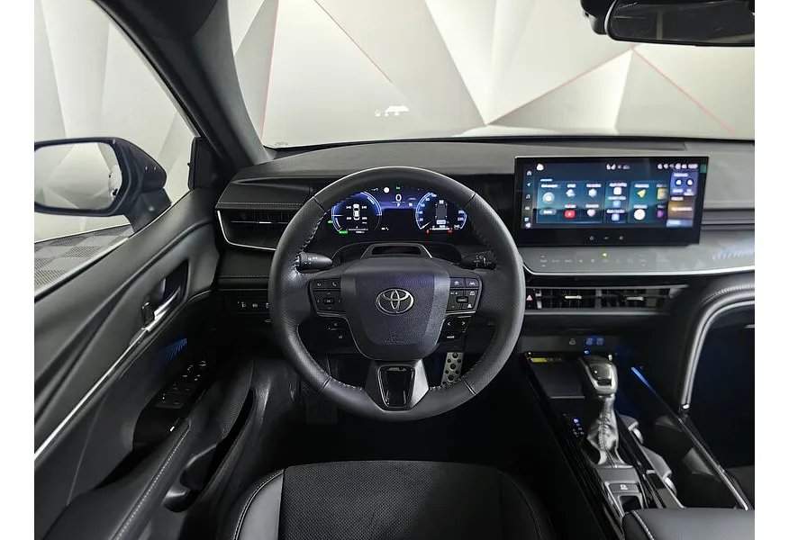 Toyota Camry 2.0h CVT (197 л.с.) Sport Plus Черный в АВИЛОН. Слайд №20
