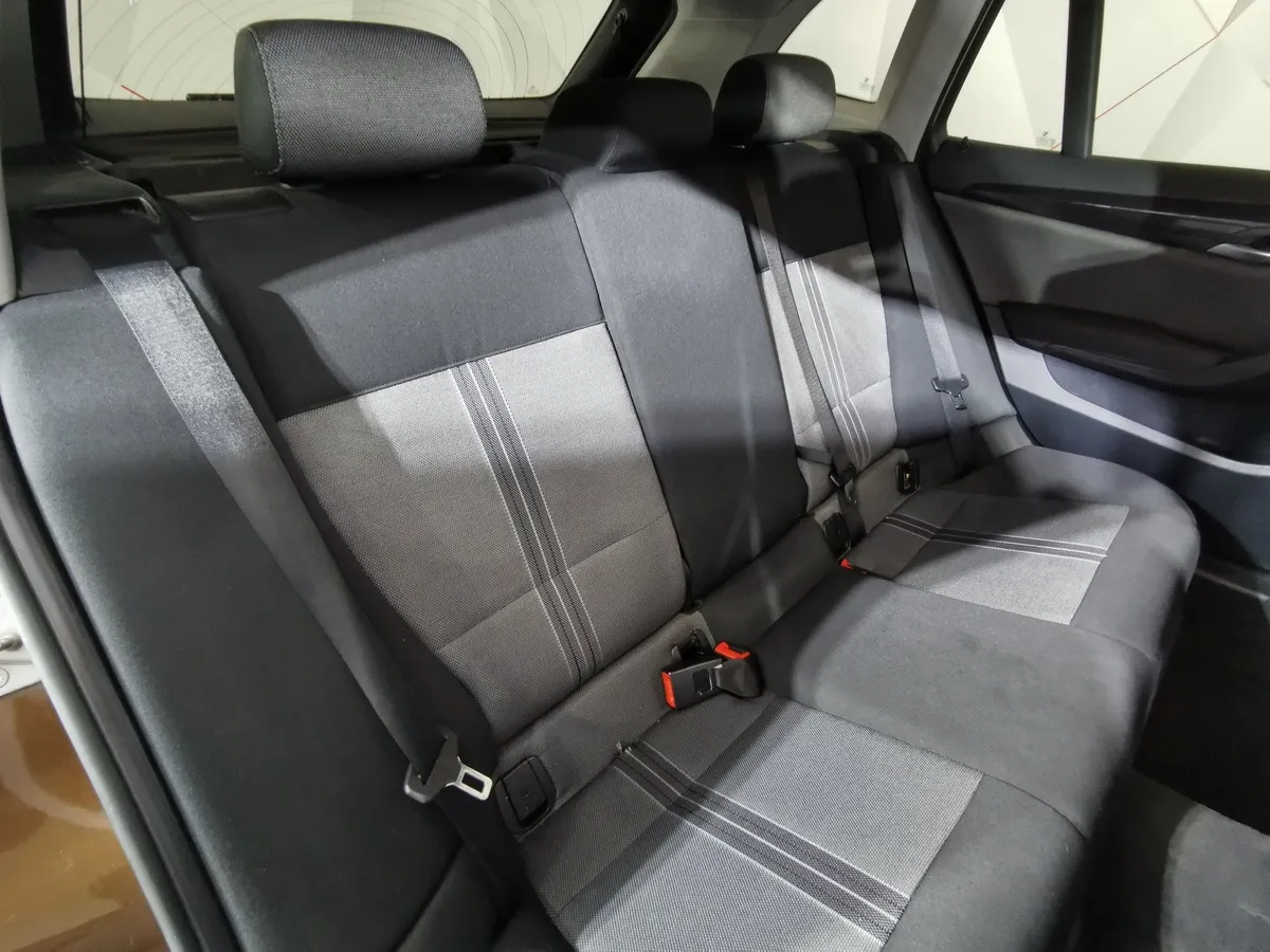 BMW X1 sDrive18i AT (150 л.с.) Коричневый в АВИЛОН. Слайд №15