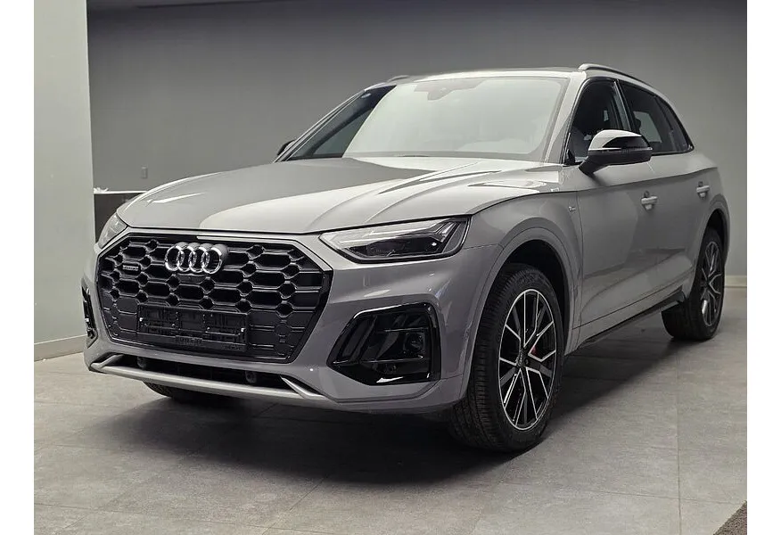 АВИЛОН - Audi Q5 L 2.0 TFSI S tronic quattro (245 л.с.) Luxury Dynamic Серый - slide 0