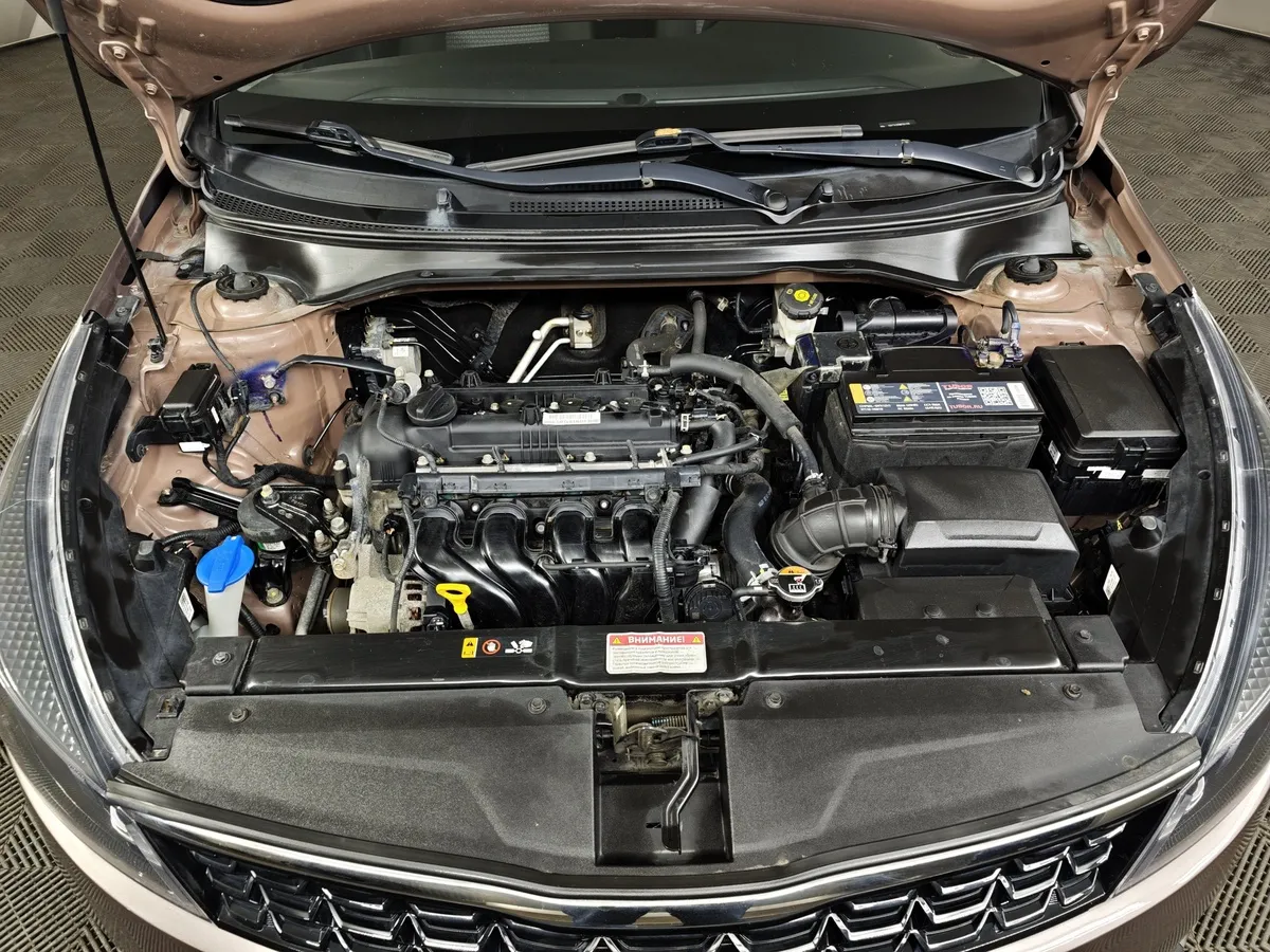 Kia Rio 1.6 AT (123 л.с.) Бежевый в АВИЛОН. Слайд №11