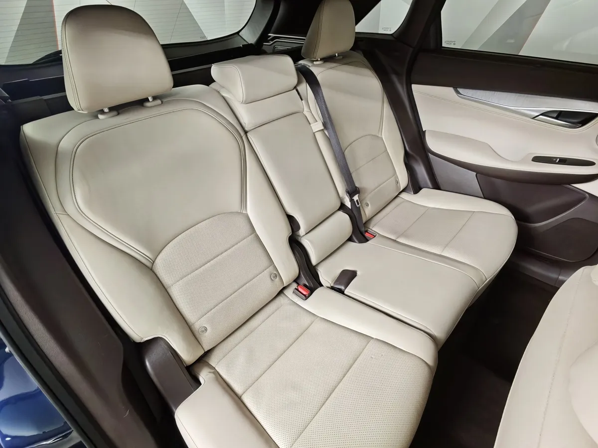 Infiniti QX50 2.0 VC-T CVT AWD (249 л.с.) Синий в АВИЛОН. Слайд №17