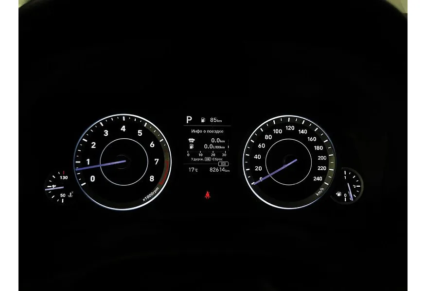 Hyundai Creta 1.6 AT (123 л.с.) Classic + Winter Красный в АВИЛОН. Слайд №18