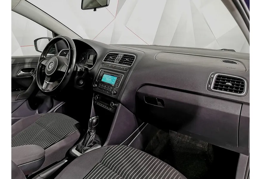 Volkswagen Polo 1.6 MPI AT (110 л.с.) Highline Синий в АВИЛОН. Слайд №13