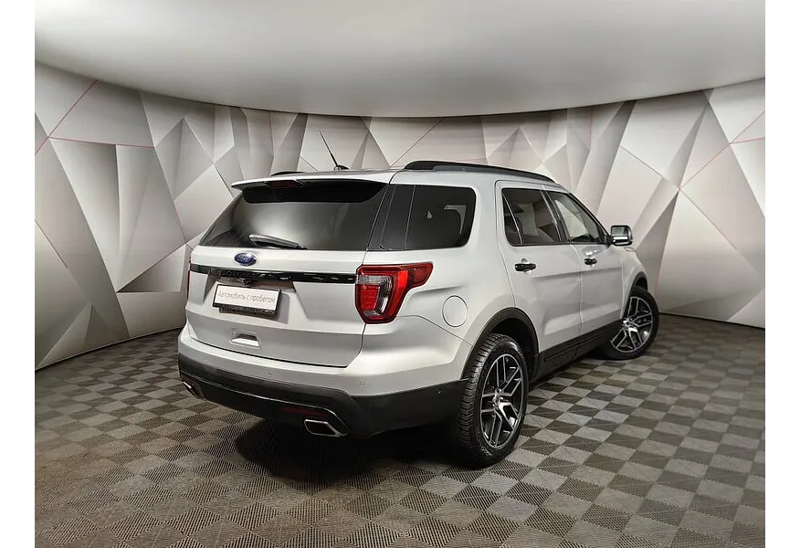 Ford Explorer 3.5 SelectShift 4WD (249 л.с.) Sport Серебристый в АВИЛОН. Слайд №2