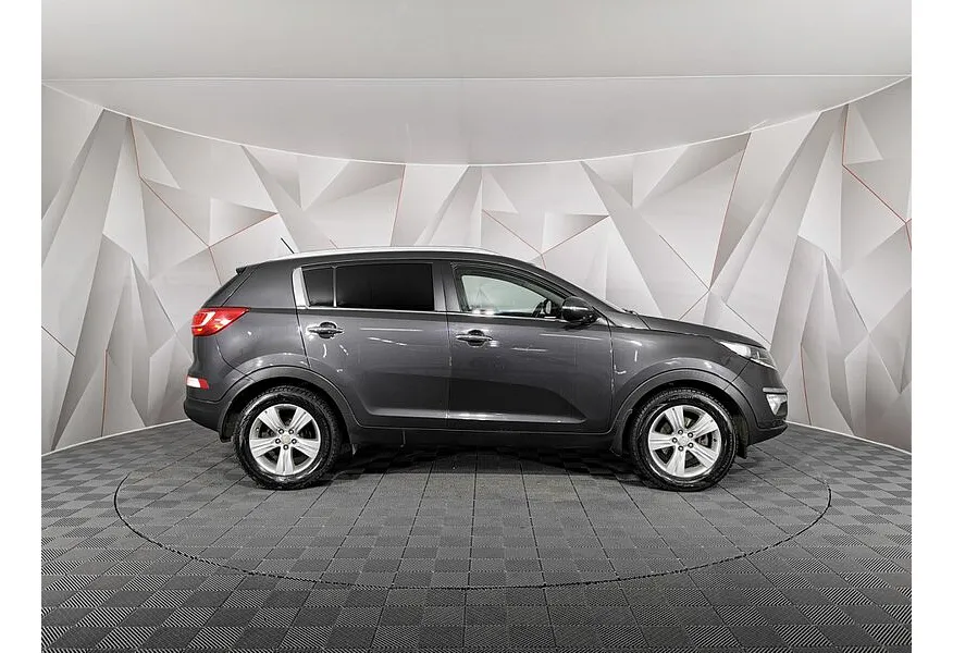 Kia Sportage 2.0 AT 4WD (150 л.с.) Luxe Серый в АВИЛОН. Слайд №6