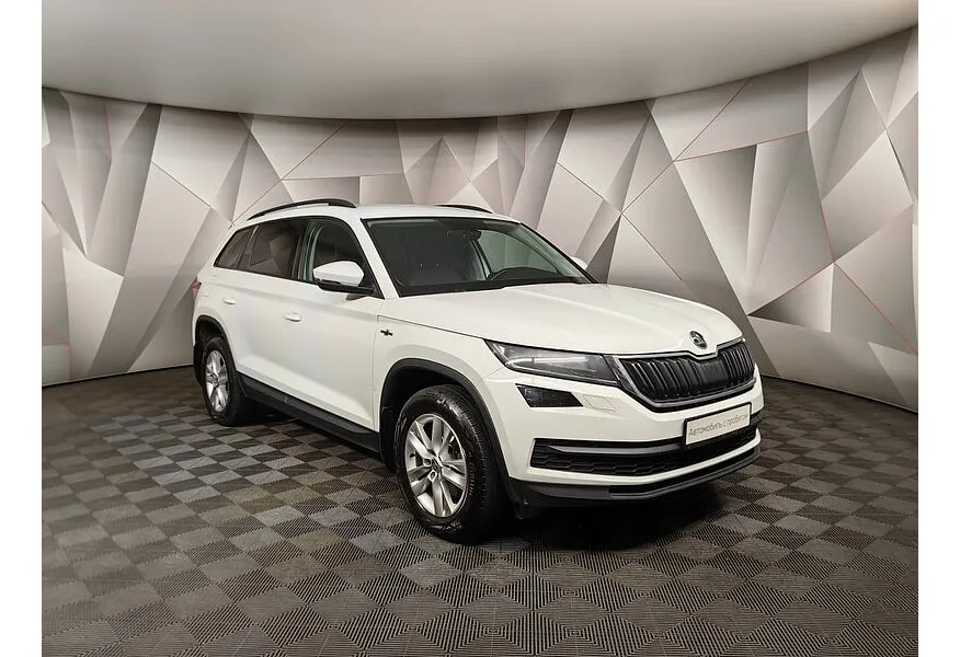 АВИЛОН - Skoda Kodiaq 1.4 TSI DSG 4X4 (150 л.с.) Белый - slide 1