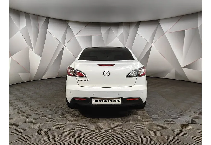 АВИЛОН - Mazda 3 1.6 AT (105 л.с.) Белый - slide 5