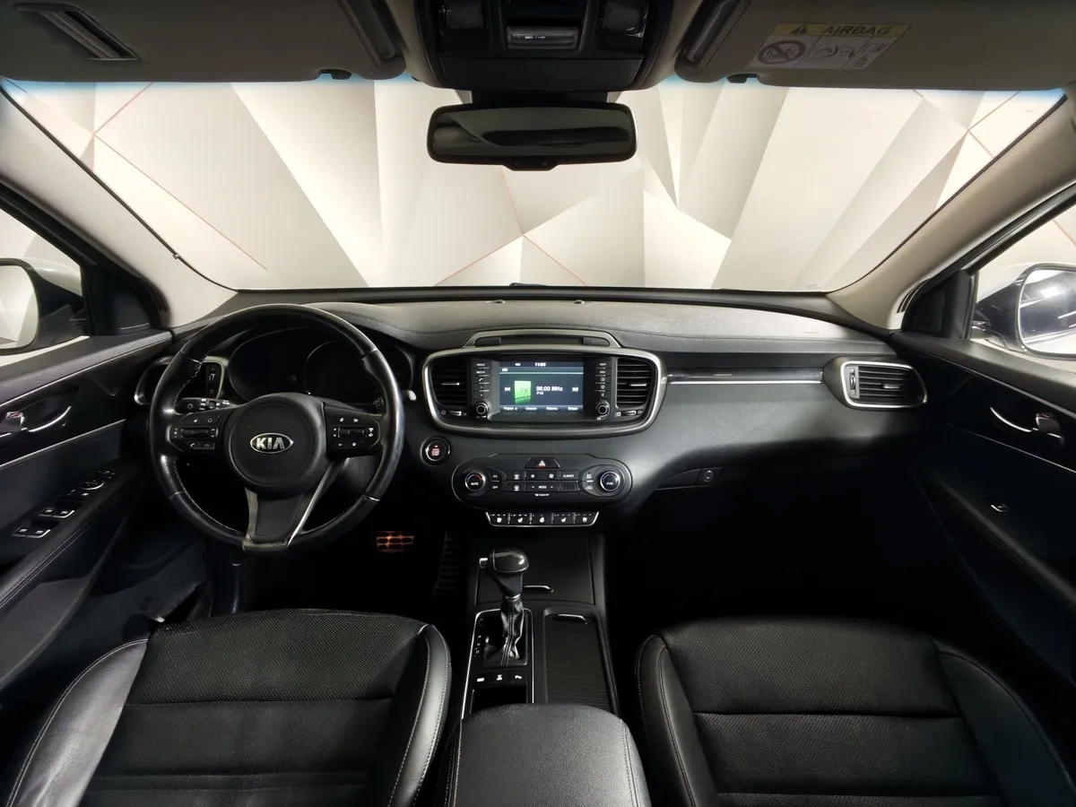 Kia Sorento 2.2 D AT AWD (5 мест) (200 л.с.) Prestige Белый в АВИЛОН. Слайд №14