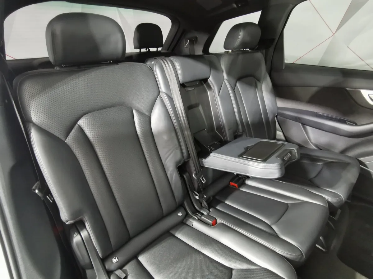 Audi Q7 3.0 TDI Tiptronic quattro (249 л.с.) Белый в АВИЛОН. Слайд №16