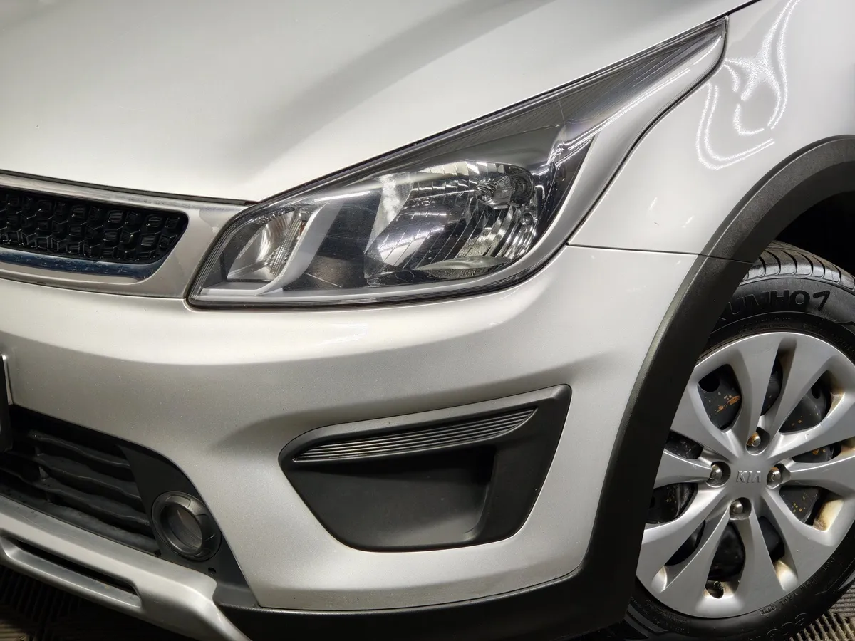 Kia Rio X-Line 1.4 AT (100 л.с.) Серый в АВИЛОН. Слайд №10