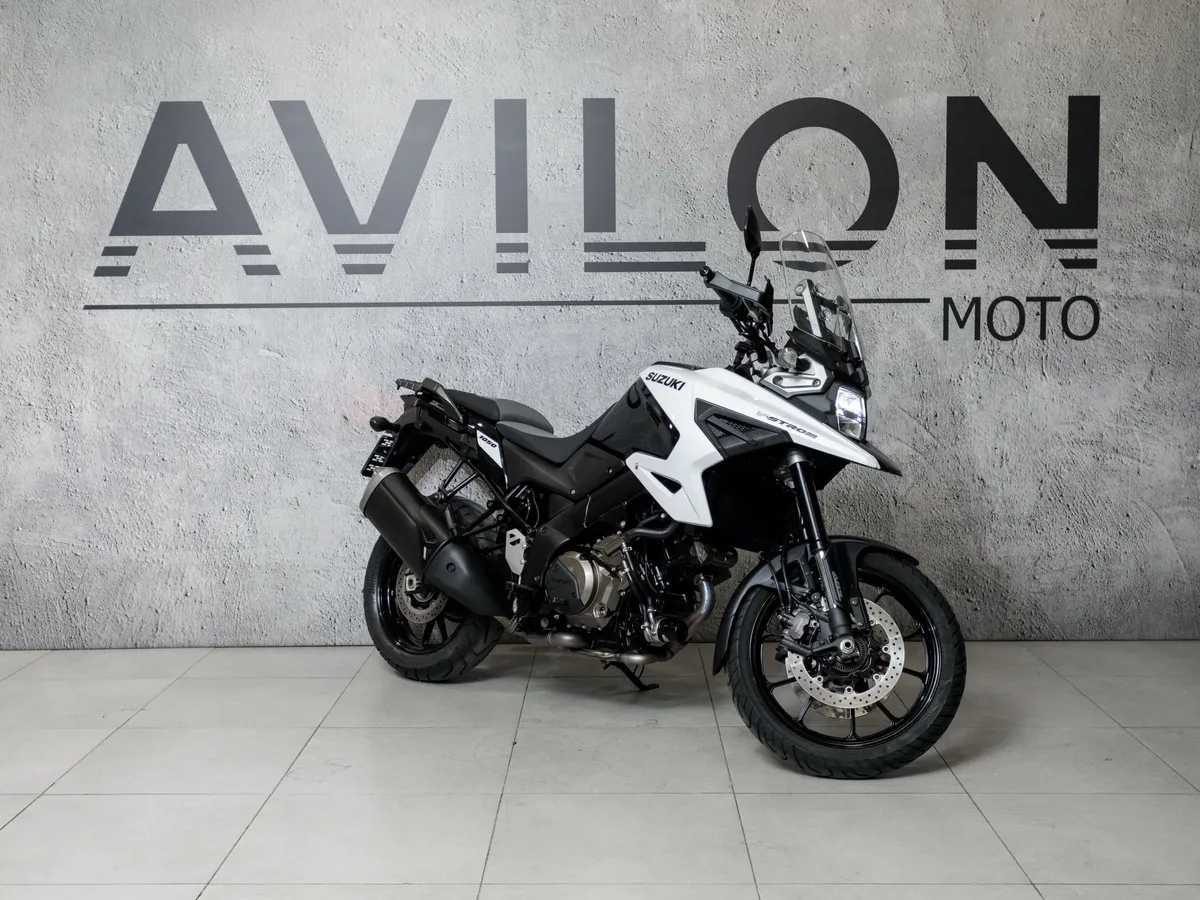 Suzuki V-Strom DL 1050 RQ V-Strom DL 1050 RQ 1050 см³ 1037 Белый в АВИЛОН. Слайд №2