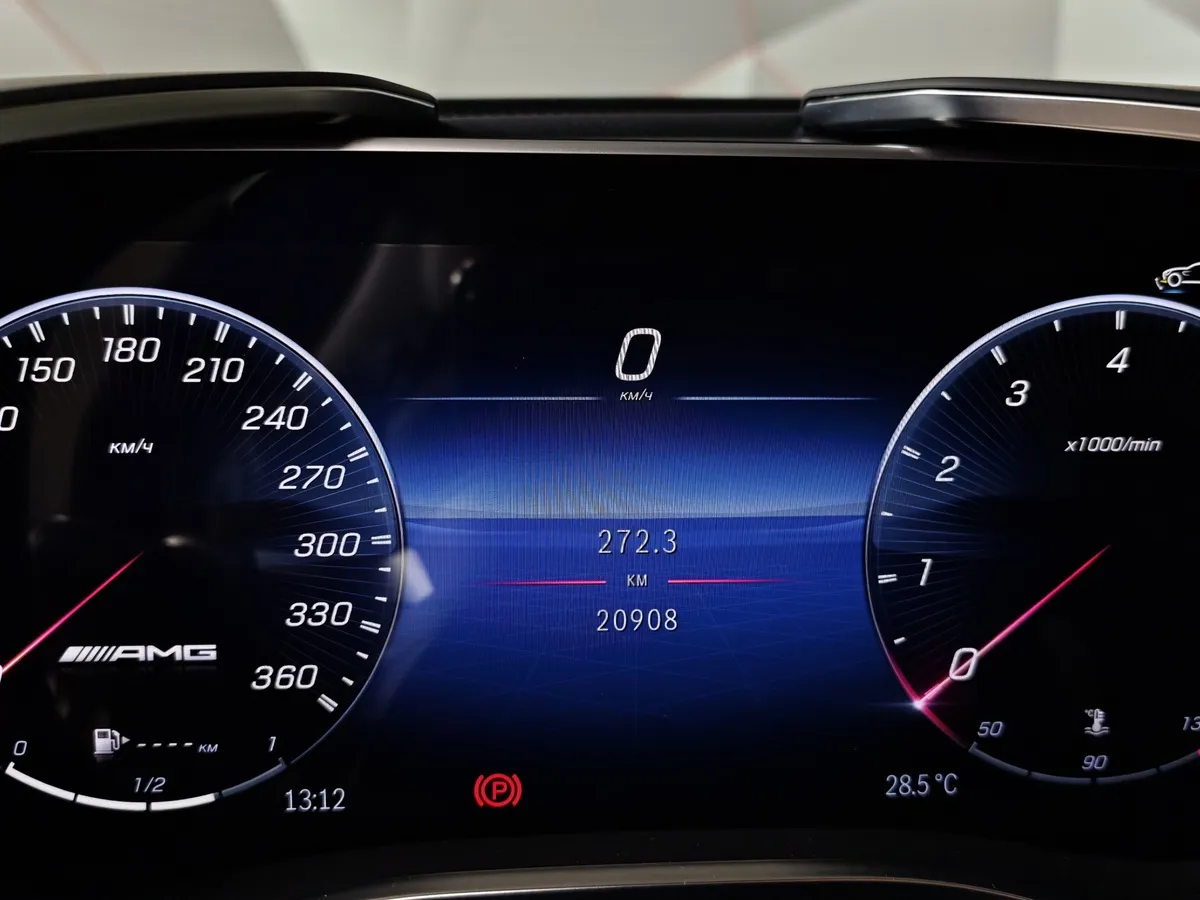 Mercedes-Benz AMG GT 63 4MATIC+ 4.0 AT (585 л.с.) Красный в АВИЛОН. Слайд №14