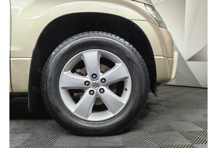 LIVE. Слайд №16