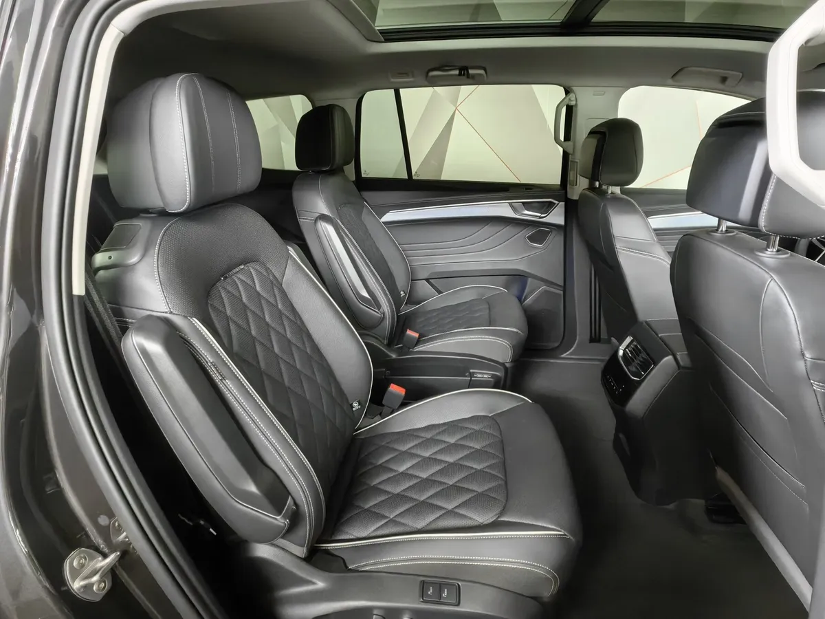 Volkswagen Talagon 2.0 7DSG AWD (220 л.с.) Серый в АВИЛОН. Слайд №16