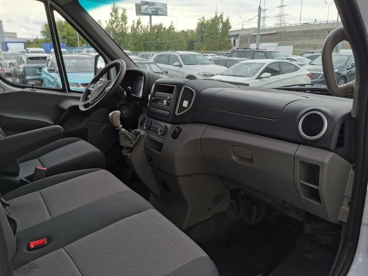 Sollers Atlant CAB 2.7D MT (150 л.с.) L4 3.5T PM Белый в АВИЛОН. Слайд №14