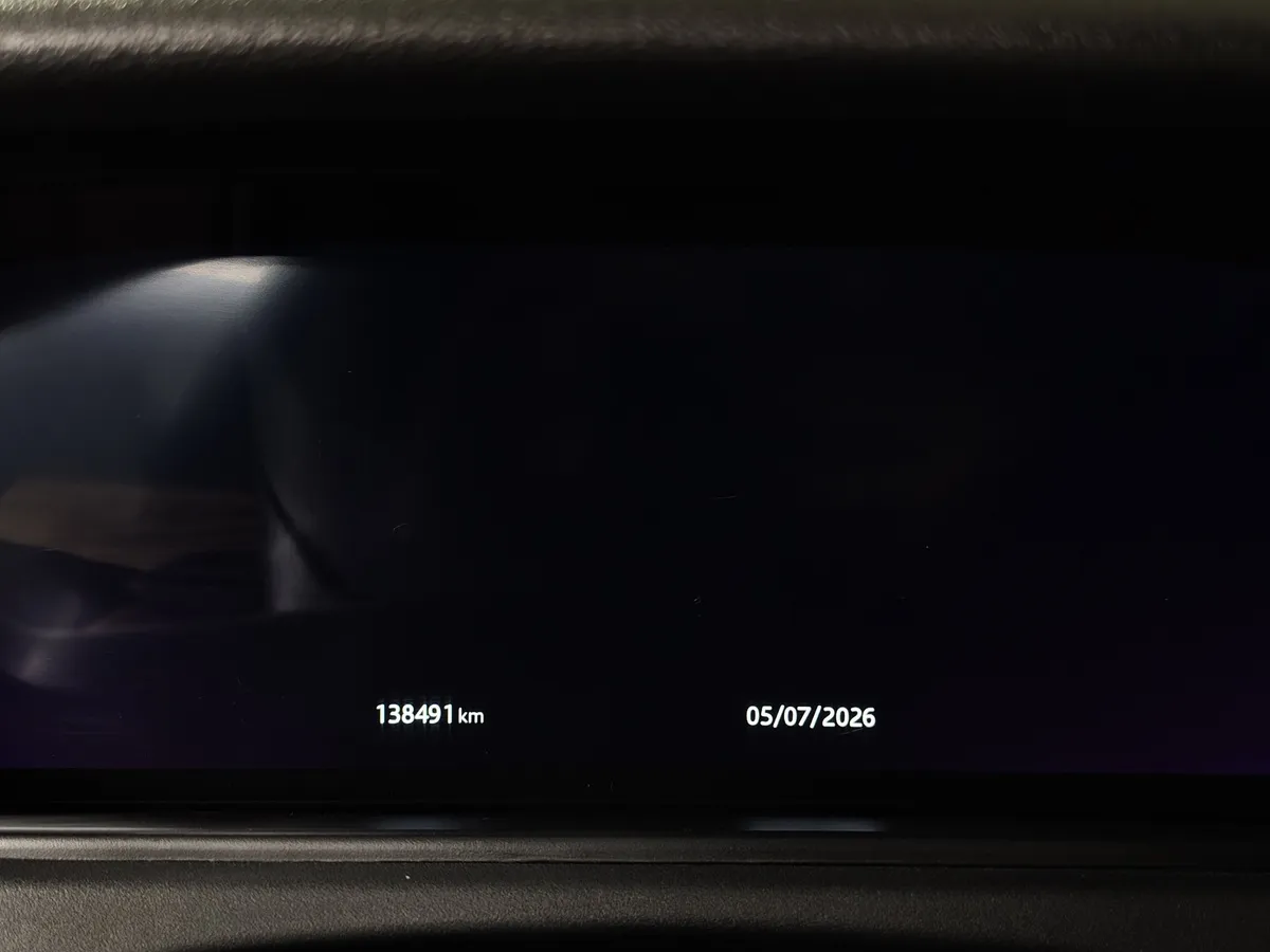 Land Rover Range Rover Velar 2.0 T AT (250 л.с.) SE Белый в АВИЛОН. Слайд №16