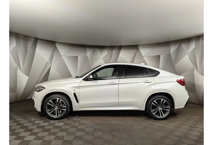 BMW X6 M50d Servotronic (381 л.с.) M Sport Белый в АВИЛОН. Слайд №5