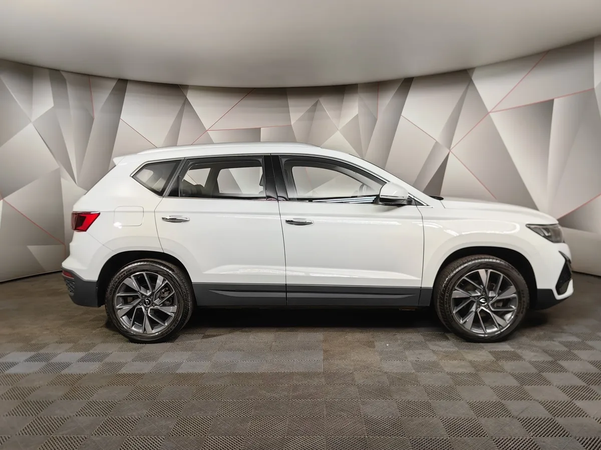 Jetta VS5 1.4 TSI AT (150 л.с.) Glory Белый в АВИЛОН. Слайд №6