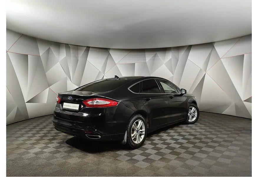 Ford Mondeo 2.0 EcoBoost AT (199 л.с.) Titanium Черный в АВИЛОН. Слайд №2