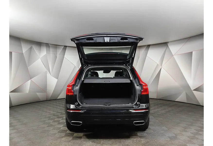 Volvo XC60 2.0 D4 AT AWD (190 л.с.) Inscription Черный в АВИЛОН. Слайд №12