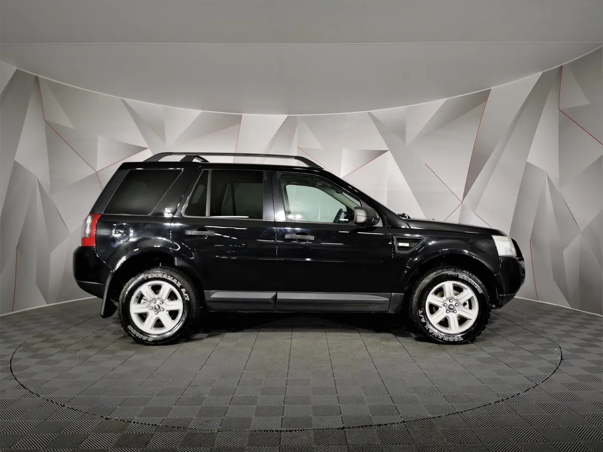 Land Rover Freelander 2.2 TD4 AT (150 л.с.) S Черный в АВИЛОН. Слайд №6