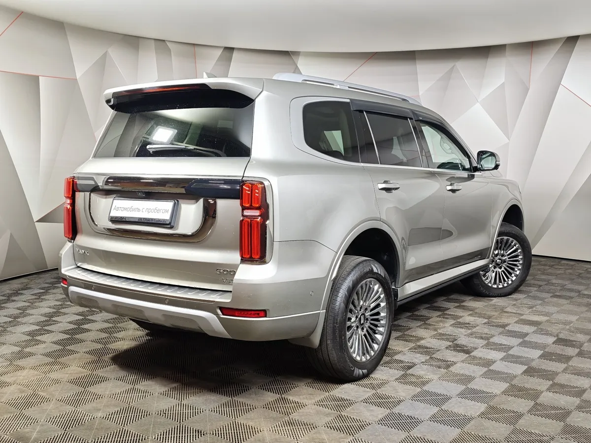 TANK 500 3.0 Turbo V6 AT 4WD (299 л.с.) Премиум Серебристый в АВИЛОН. Слайд №2